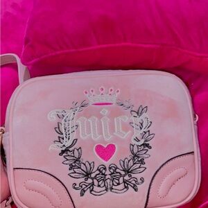 juicy couture velour crossbody heritage bag light pink only